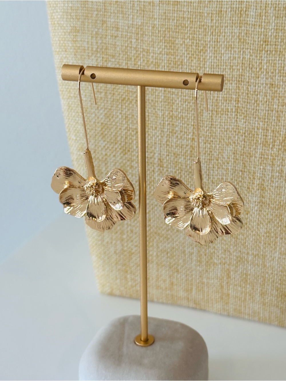 Fashion Jewelry Gold Floral Drop Earrings